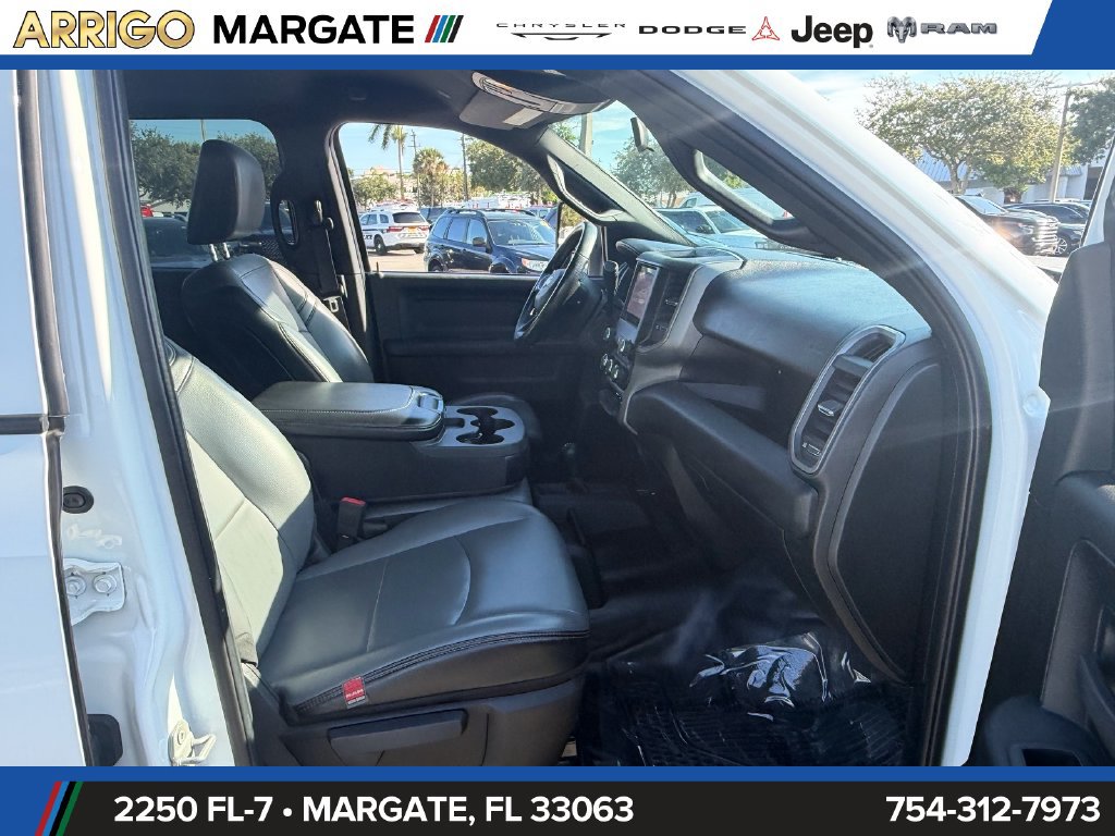Certified 2024 RAM 2500 Tradesman w/ Chrome Appearance Group AWD/4WD image 16