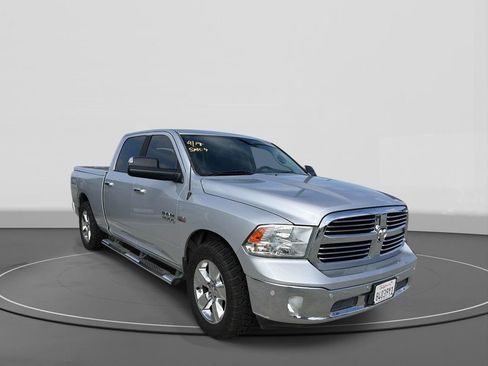 Used 2015 RAM 1500 Big Horn RWD image 3