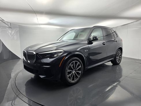 Certified 2023 BMW X5 xDrive45e w/ M Sport Package AWD/4WD image 8