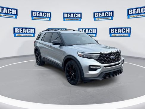 Used 2023 Ford Explorer ST w/ Equipment Group 401A AWD/4WD image 2