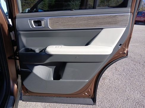 Used 2024 Hyundai Santa Fe Calligraphy image 29