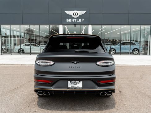 Certified 2026 Bentley Bentayga Speed AWD/4WD image 11