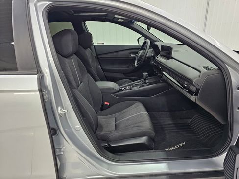 Used 2024 Honda Accord Sport image 19