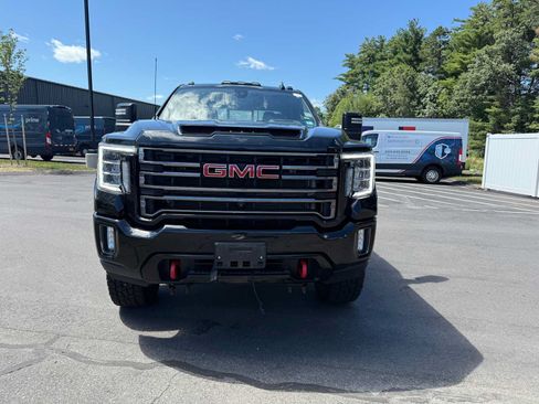 Used 2022 GMC Sierra 3500 AT4 w/ AT4 Premium Plus Package AWD/4WD image 3
