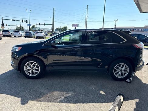 Used 2022 Ford Edge SEL AWD/4WD image 3