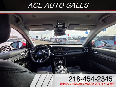 Used 2021 Alfa Romeo Stelvio Sprint w/ Cold Weather Package AWD/4WD image 10