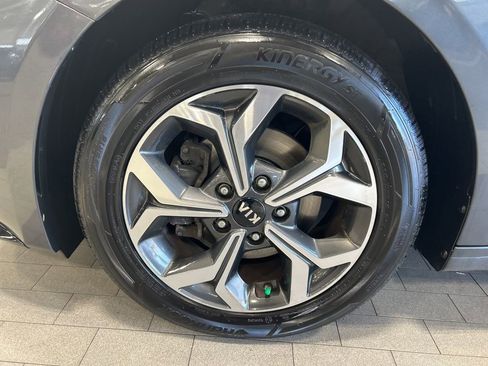 Certified 2020 Kia Forte LXS image 25