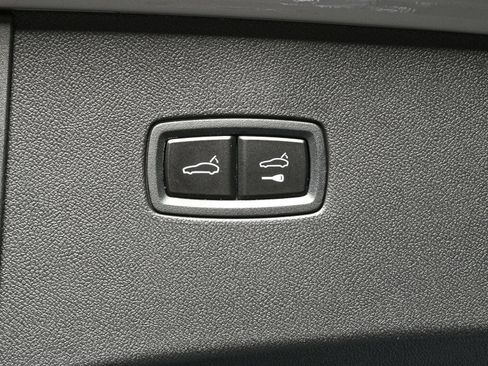 New 2026 Porsche Cayenne Coupe AWD/4WD image 31