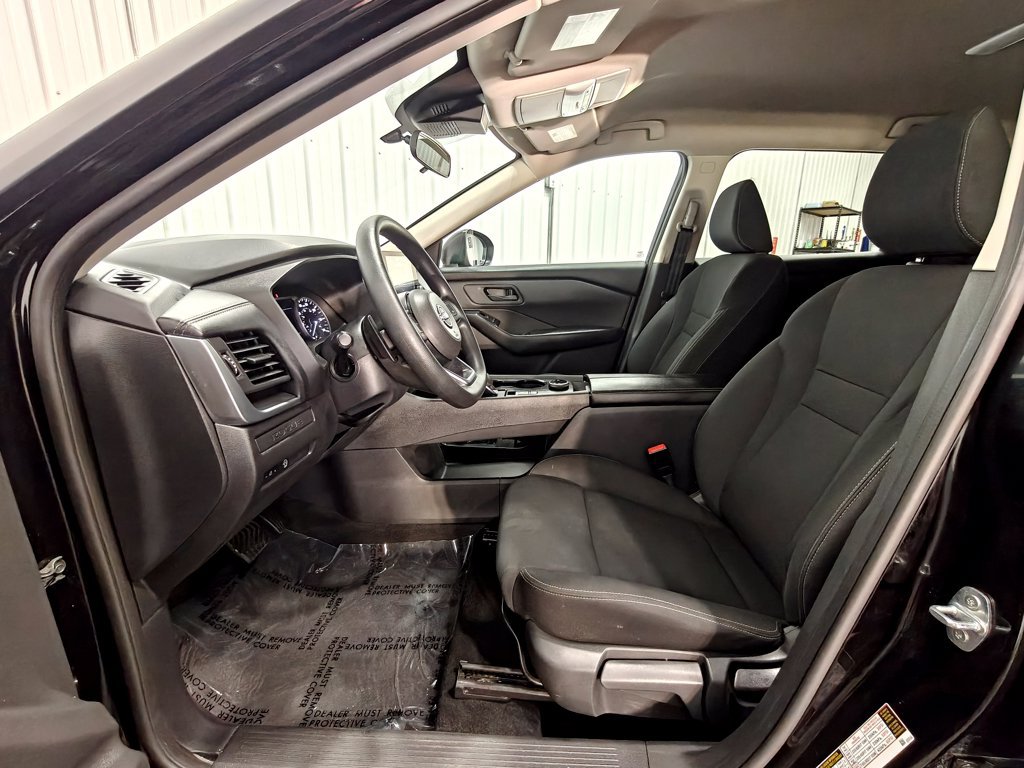 Used 2024 Nissan Rogue S AWD/4WD image 24