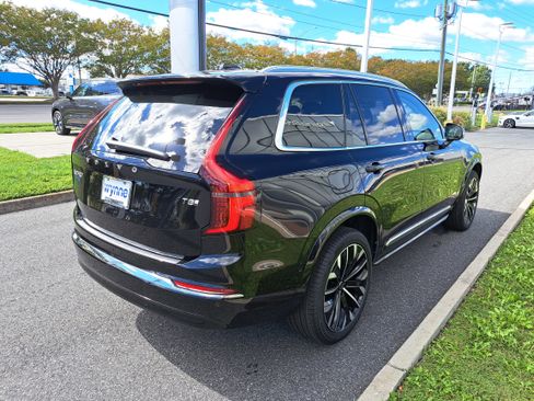 New 2025 Volvo XC90 T8 Plus w/ Protection Package Premier image 3