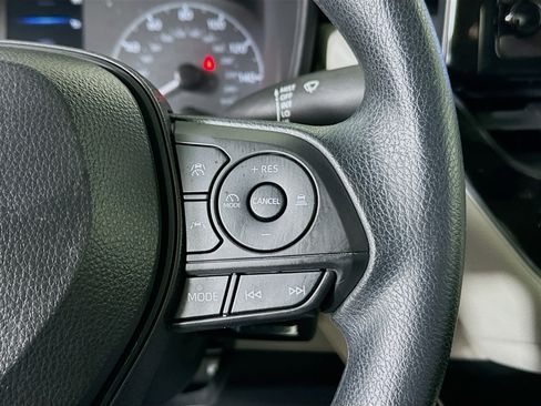 Used 2024 Toyota Corolla LE image 17