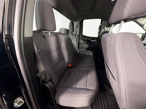 Used 2023 GMC Sierra 1500 Elevation image 23