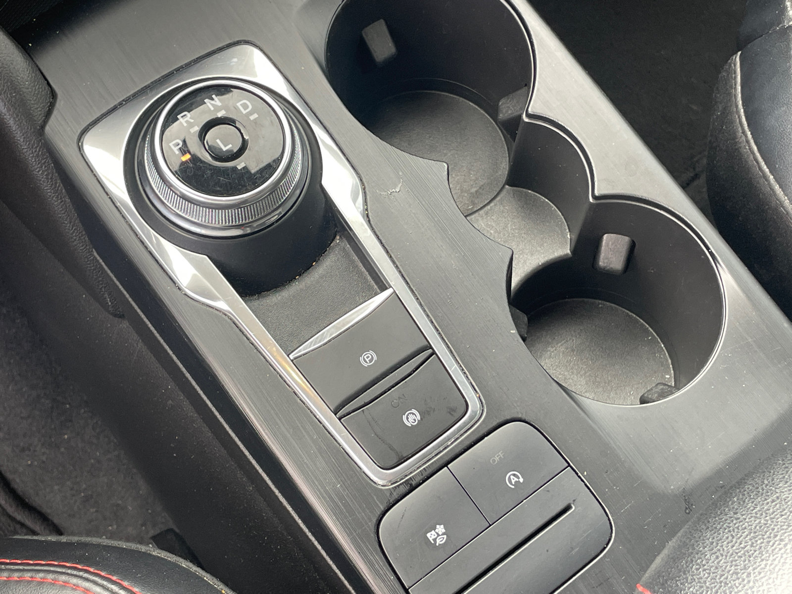 Used 2025 Ford Escape ST-Line AWD/4WD image 16