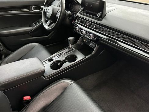 Certified 2024 Honda Civic EX-L image 18