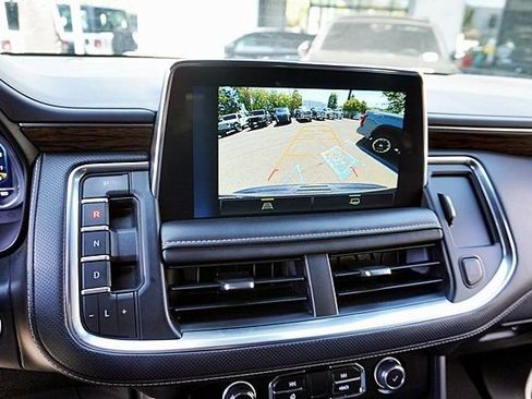Used 2024 Chevrolet Tahoe Premier RWD image 27