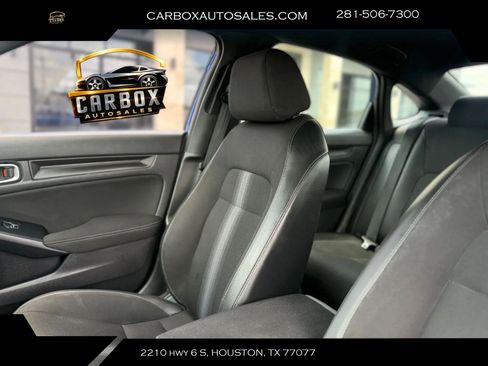 Used 2023 Honda Civic Sport image 18