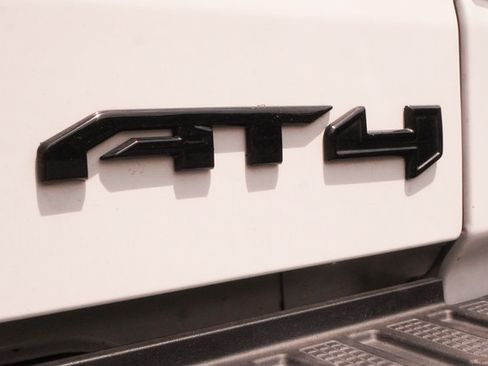 Used 2023 GMC Sierra 1500 AT4 w/ AT4 Premium Package AWD/4WD image 44