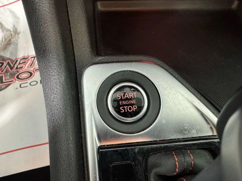 Used 2025 Nissan Sentra SR image 17