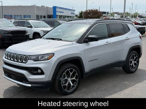 Certified 2024 Jeep Compass Limited AWD/4WD image 8