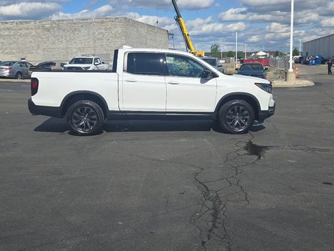 Certified 2025 Honda Ridgeline Sport image 11