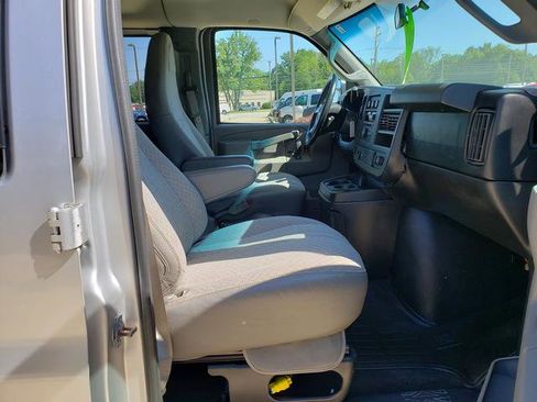 Used 2016 Chevrolet Express 2500 LS image 16