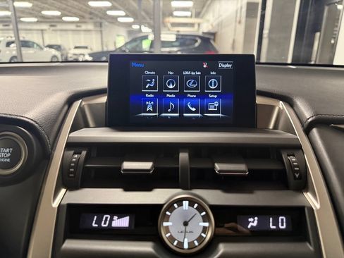 Used 2016 Lexus NX 200t AWD w/ Luxury Package image 11