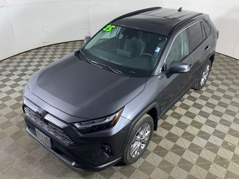 Used 2025 Toyota RAV4 Limited w/ Weather Package AWD/4WD image 15