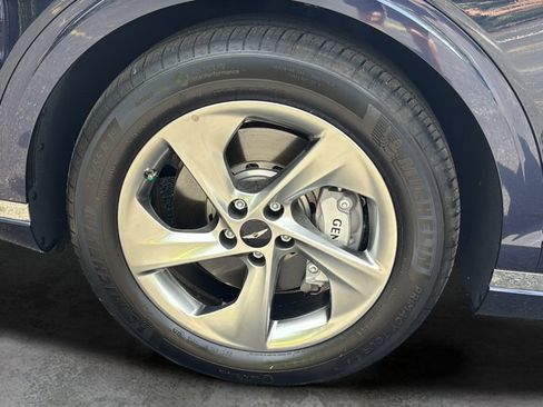 Certified 2026 Genesis GV70 2.5T Advanced AWD/4WD image 48