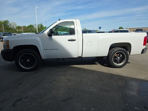 Used 2009 Chevrolet Silverado 1500 W/T RWD image 8