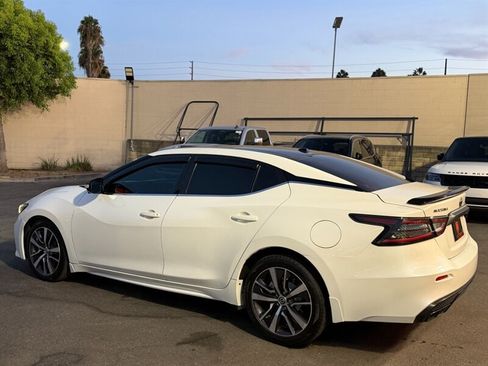 Used 2019 Nissan Maxima SR w/ Premium Package FWD image 11