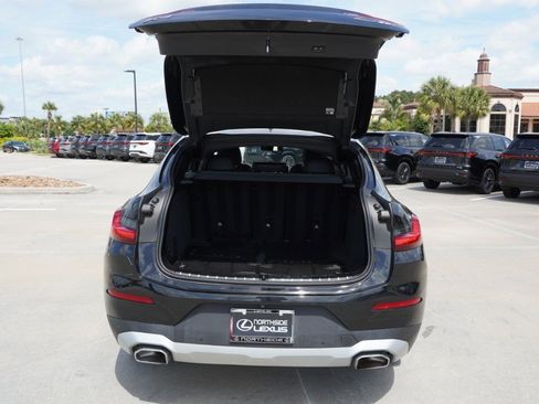 Used 2025 BMW X4 xDrive30i w/ Premium Package AWD/4WD image 38