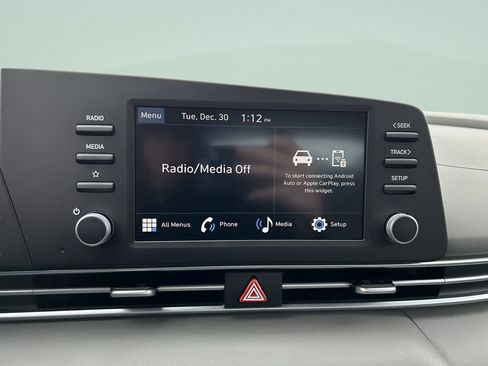 New 2026 Hyundai Elantra SEL Sport Premium FWD image 25