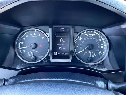 Used 2019 Toyota Tacoma TRD Off-Road image 25