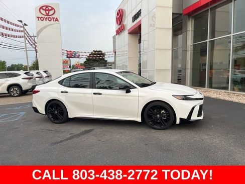 Used 2026 Toyota Camry SE w/ Convenience Package image 2