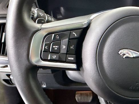 Used 2020 Jaguar E-PACE SE AWD/4WD image 11