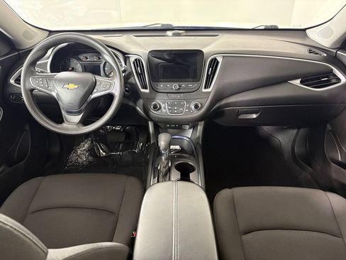 Used 2023 Chevrolet Malibu LT FWD image 44