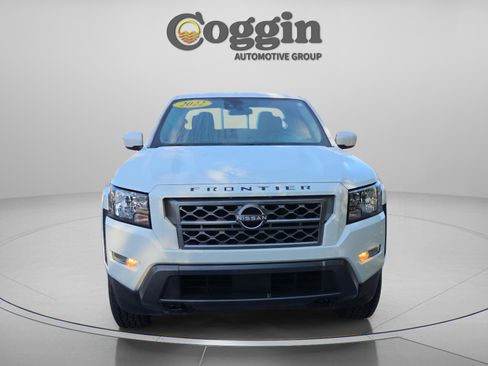 Certified 2022 Nissan Frontier SV AWD/4WD image 10