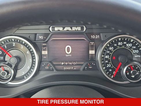 Used 2023 RAM 1500 Big Horn AWD/4WD image 32