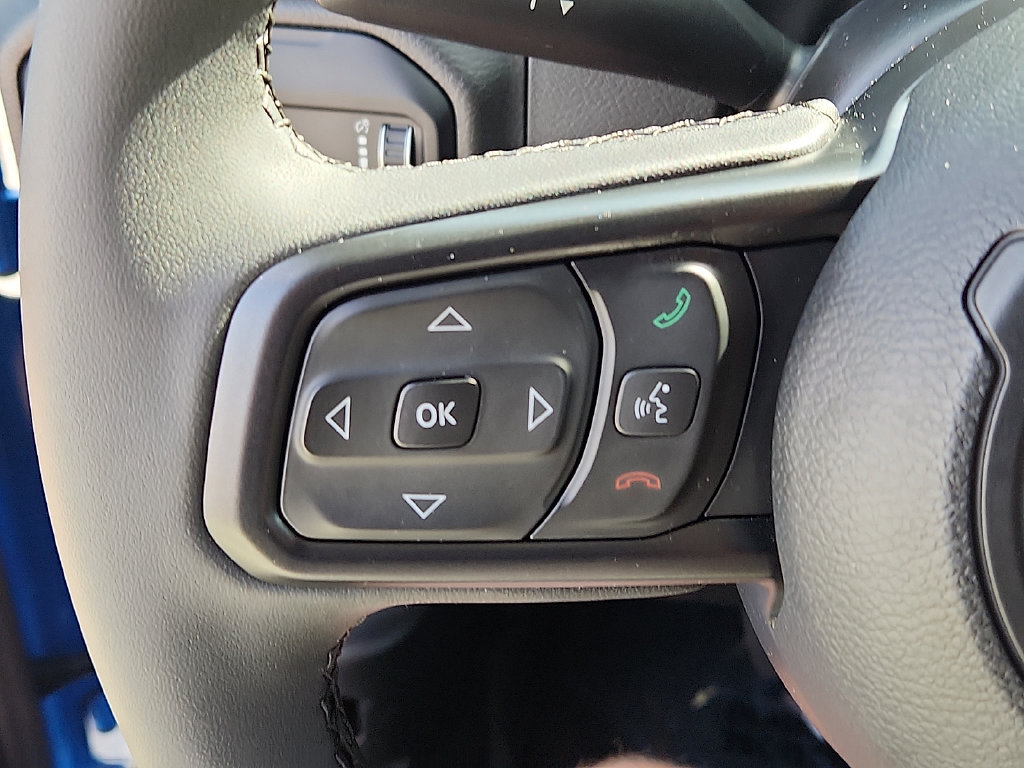 Certified 2023 Jeep Wrangler Unlimited w/ Cold Weather Group AWD/4WD image 21