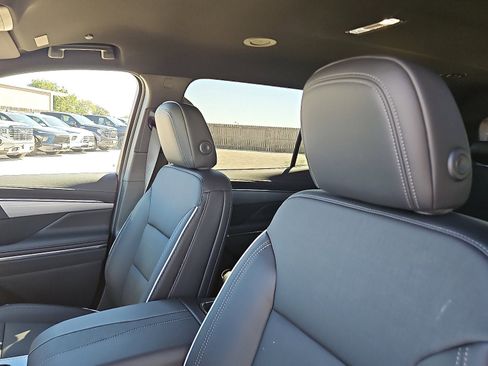 New 2026 Buick Enclave Preferred w/ Power Package FWD image 11