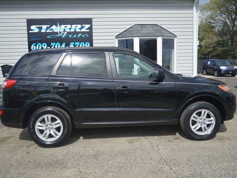 Used 2011 Hyundai Santa Fe GLS image 6