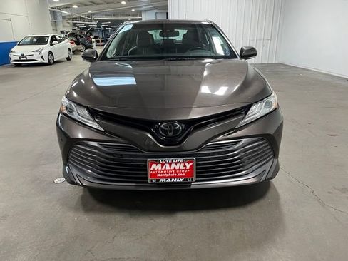 Used 2018 Toyota Camry XLE w/ Audio Package FWD image 8