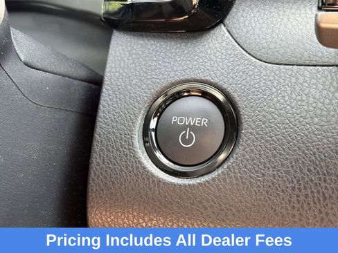 Used 2025 Toyota Camry SE w/ Convenience Package AWD/4WD image 18