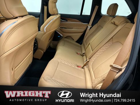 Used 2024 Jeep Grand Cherokee Summit image 13