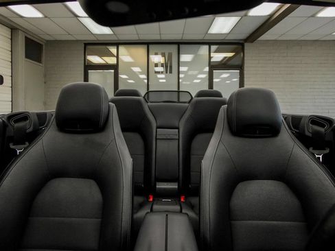 Used 2016 Mercedes-Benz E 400 Cabriolet image 13