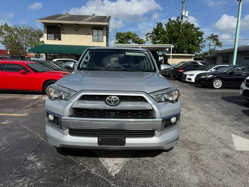 Used 2018 Toyota 4Runner Limited AWD/4WD image 4