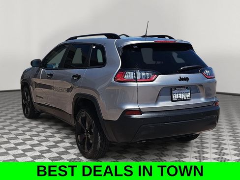Used 2021 Jeep Cherokee Latitude Plus FWD image 5