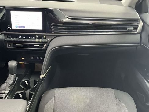Used 2025 Toyota Camry LE FWD image 20