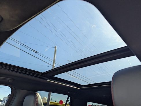 Used 2022 Ford Expedition Max Limited image 15