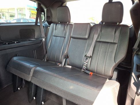 Used 2019 Dodge Grand Caravan GT FWD image 11